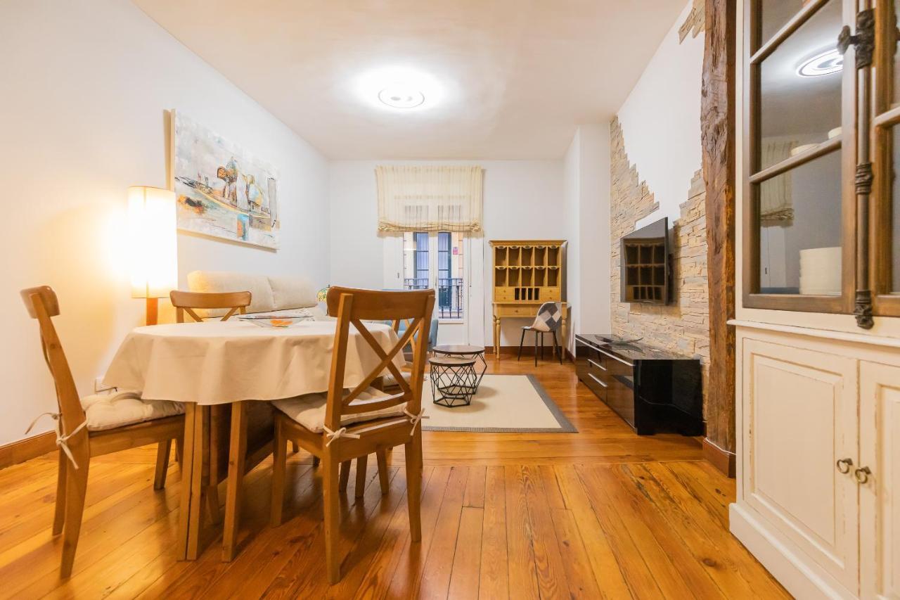 Ronda Street In The Heart Of Old Town Appartement Bilbao Buitenkant foto